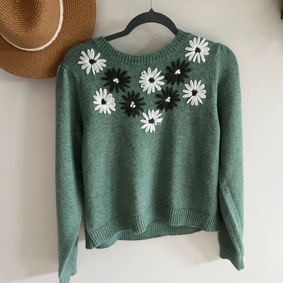 🩷 144 medium euc floral sweater Francesca’s green embroidered - Picture 2 of 4